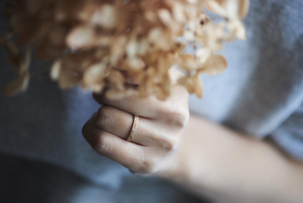 和田玉製彫刻板指親指リング A-0484_1024x.jpg?v=1608531357