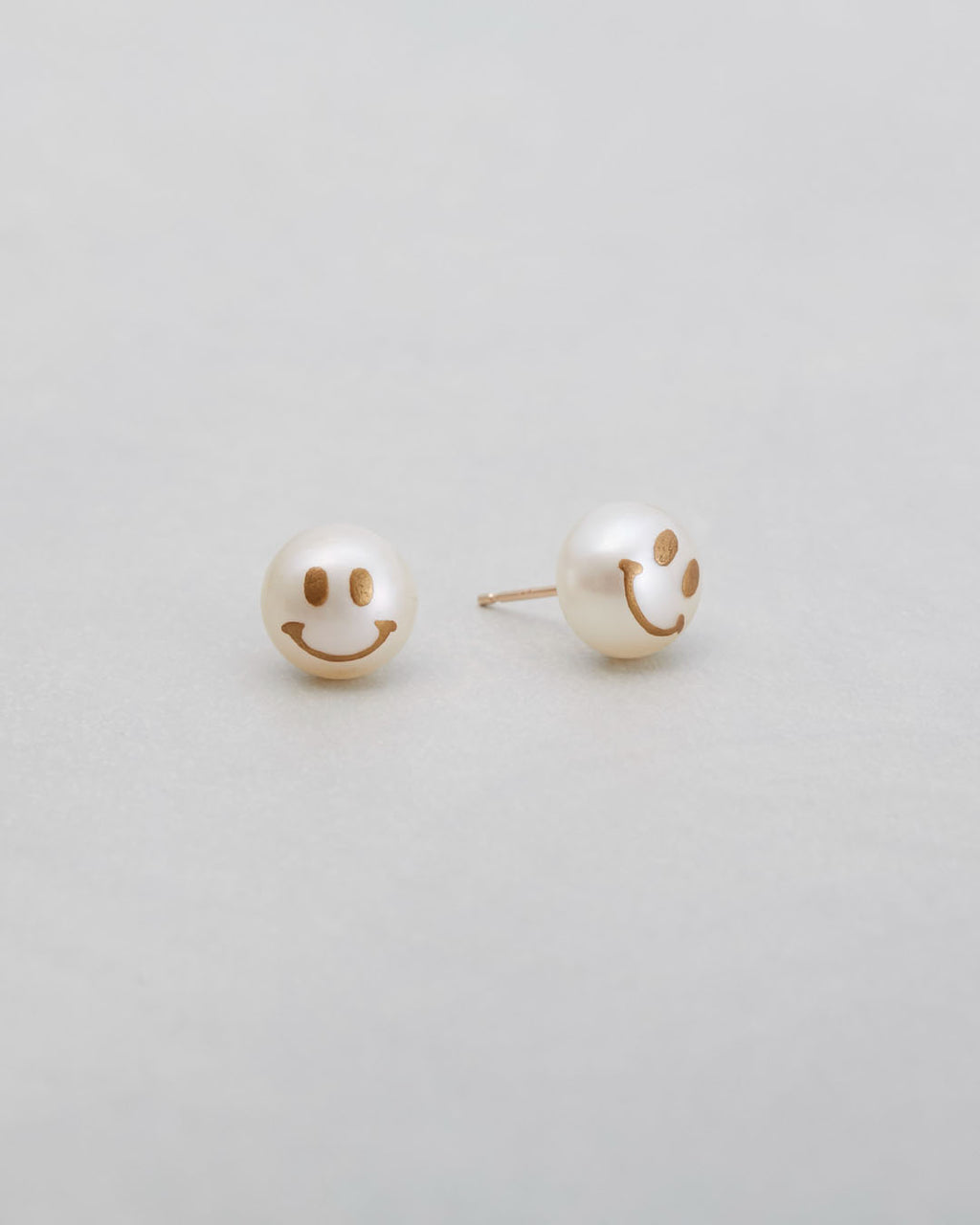 ペイントビーズ♡　マーメイド　樹脂薔薇　ピアス/イヤリング✩*॰¨ 螺鈿イヤリング さくら S PNK - SAGARADEN.com
