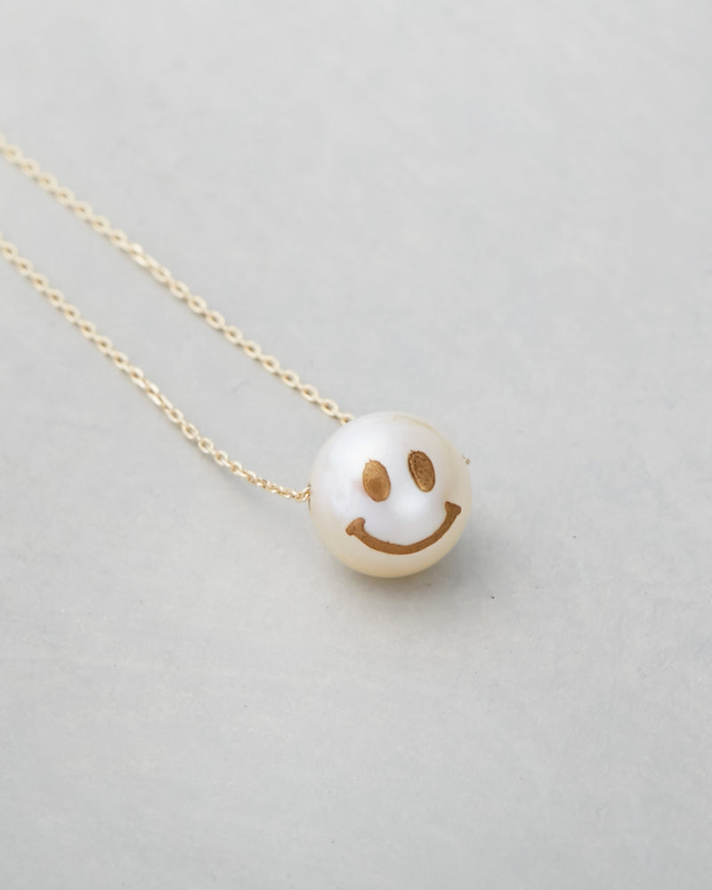 MAKIE pearl necklace SMILE – KARAFURU - Main Image